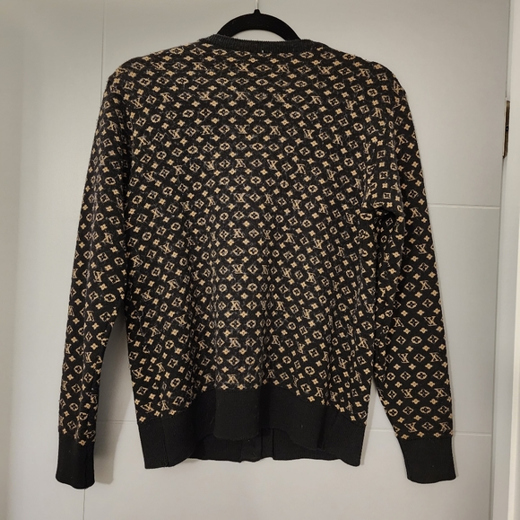 Cardigan - Picture 5 of 6